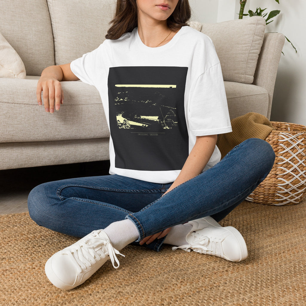 Original graphic tee — product view 3