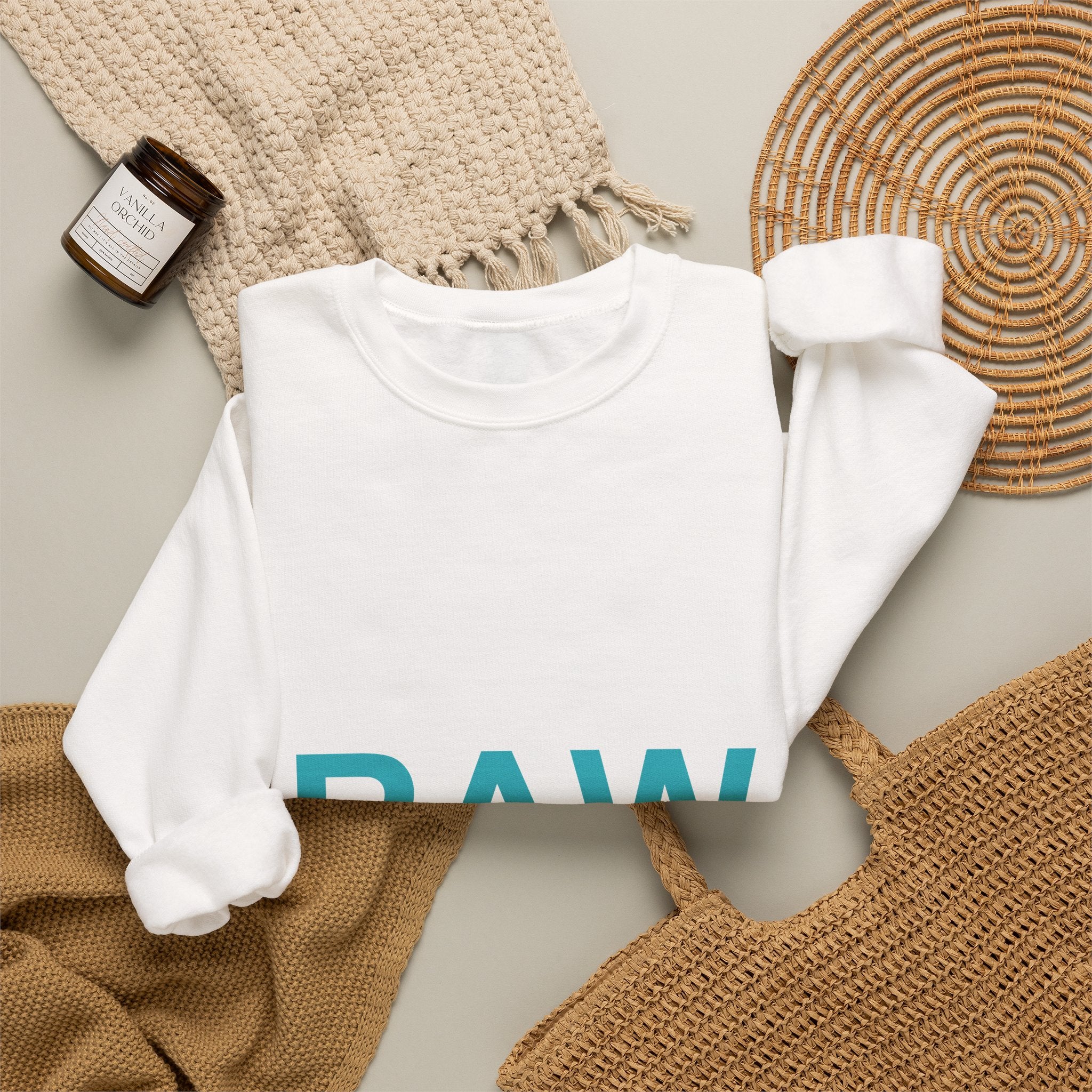 NATURE ALWAYS WINS crewneck sweatshirt — product view 9