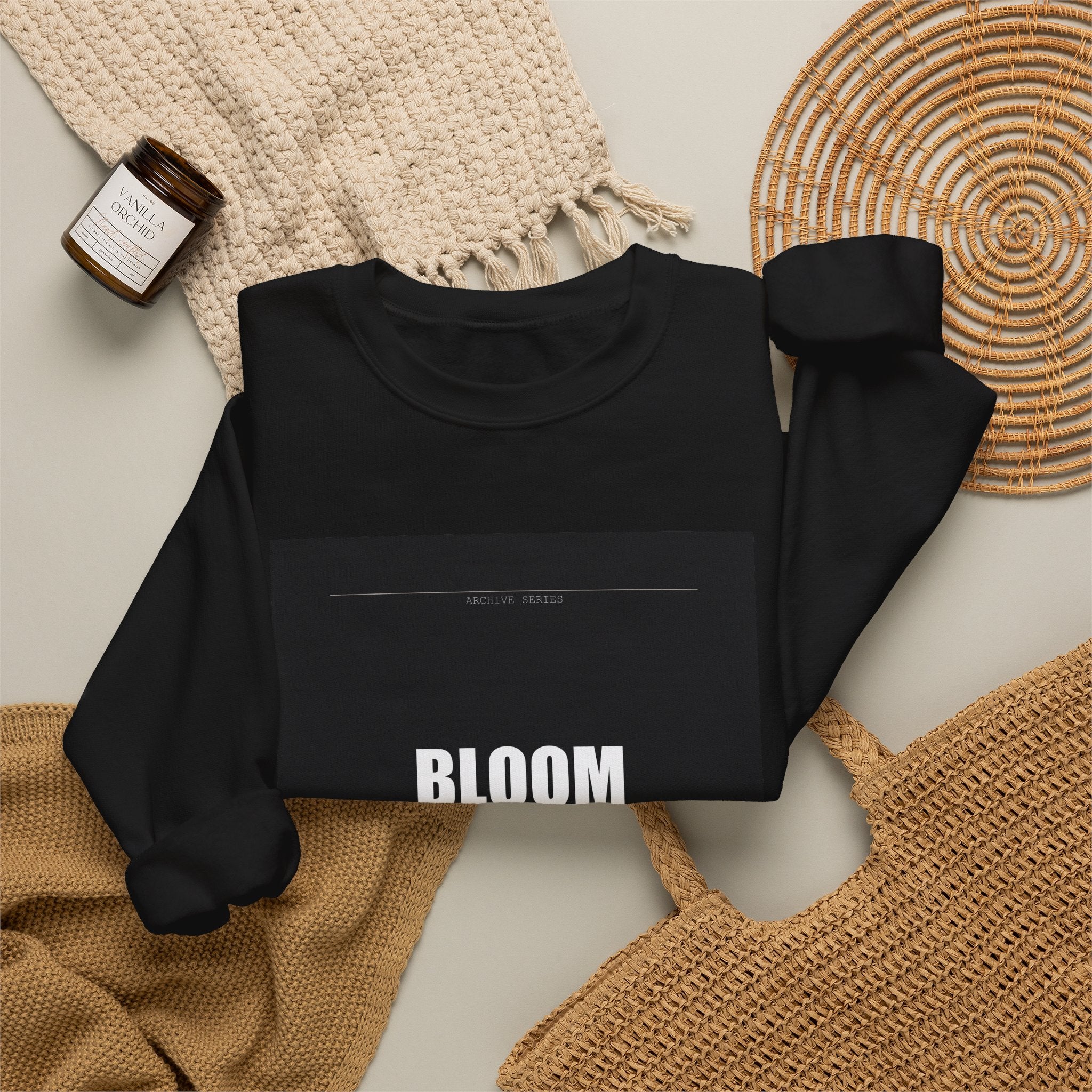 EAST MEETS WEST crewneck sweatshirt — product view 12