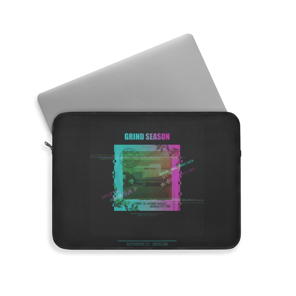 SWEAT EQUITY laptop sleeve — product view 8