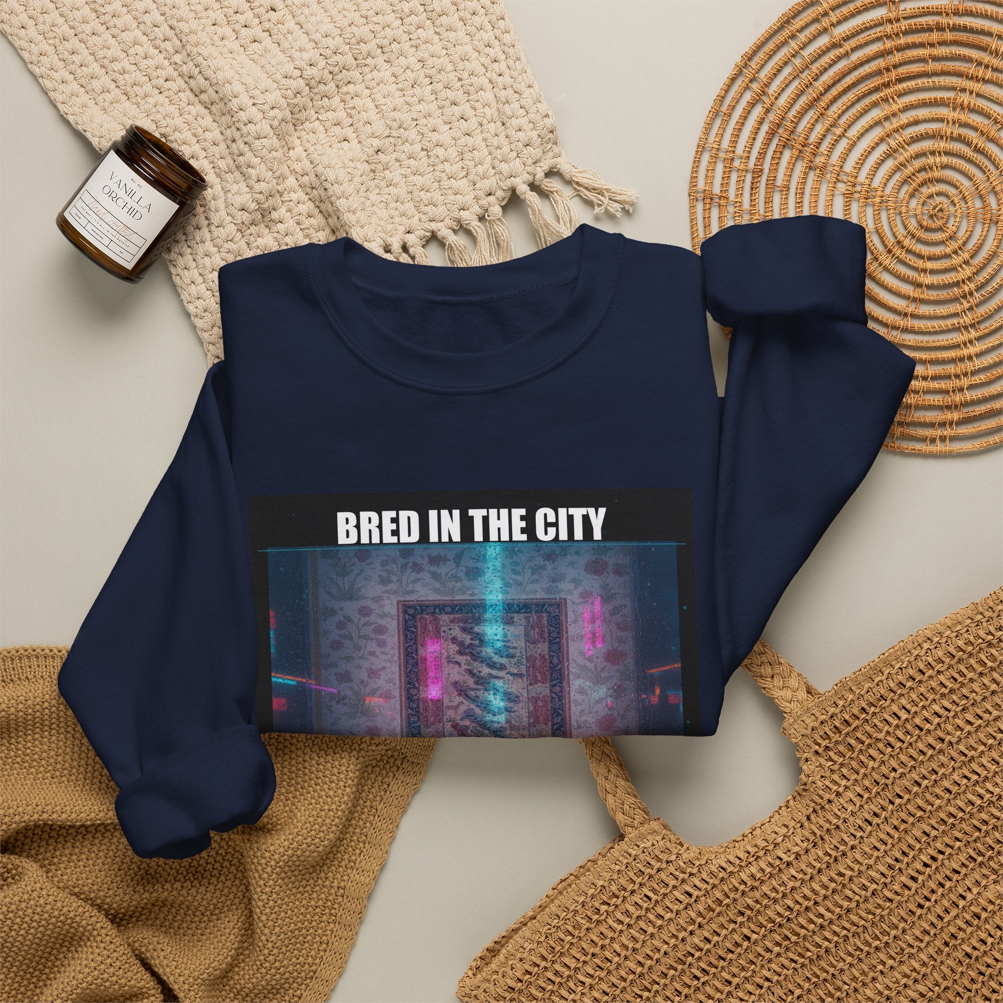 CITY NEVER SLEEPS crewneck sweatshirt — product view 21