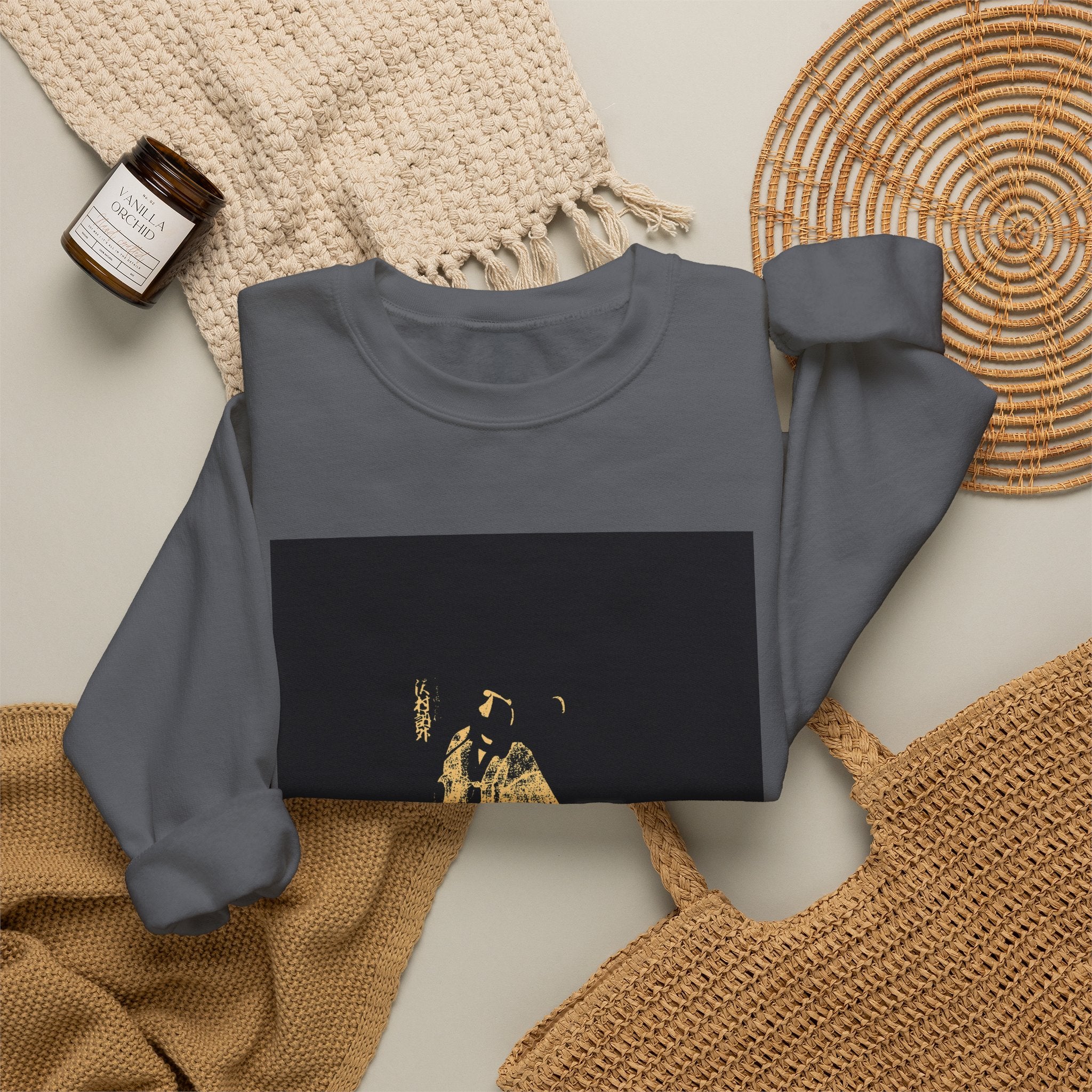CITY NEVER SLEEPS crewneck sweatshirt — product view 18